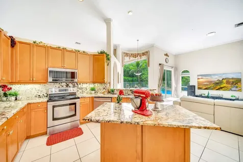 6169 NW 53rd Circle Coral Springs FL 33067