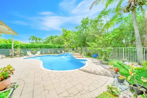 6169 NW 53rd Circle Coral Springs FL 33067