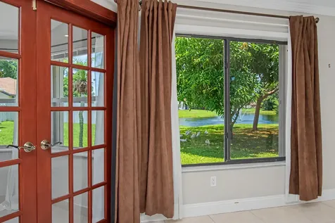 9709 Sunny Isle Circle Boca Raton FL 33428
