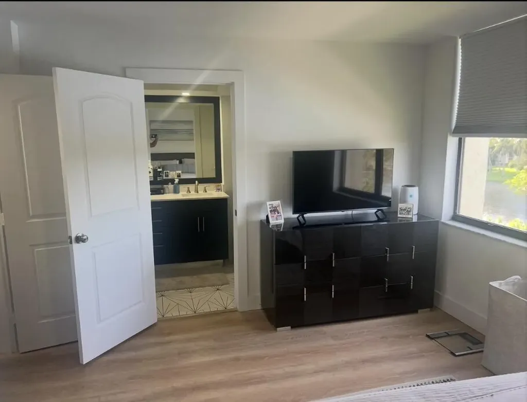 955 Egret Circle Delray Beach FL 33444
