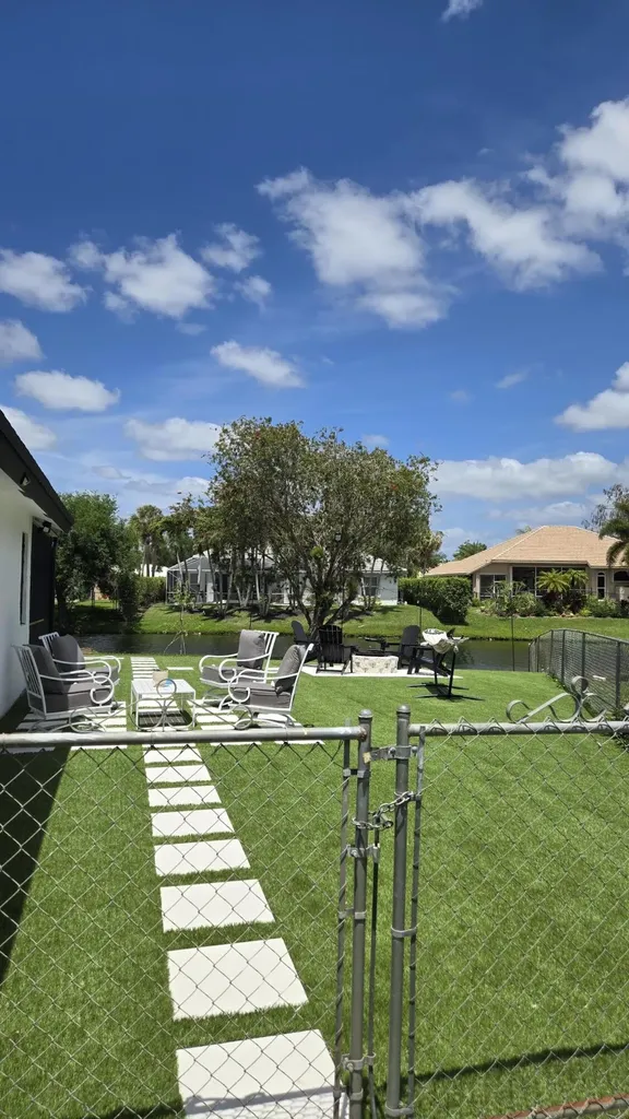 113 Waterview Way Royal Palm Beach FL 33411