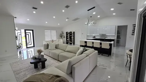 113 Waterview Way Royal Palm Beach FL 33411