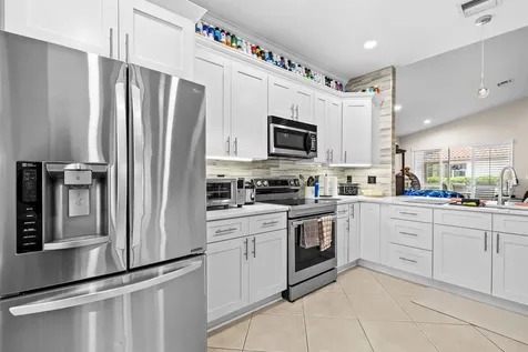 377 NW Granville Street Port St Lucie FL 34986