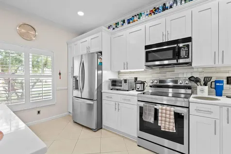 377 NW Granville Street Port St Lucie FL 34986