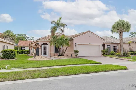 377 NW Granville Street Port St Lucie FL 34986