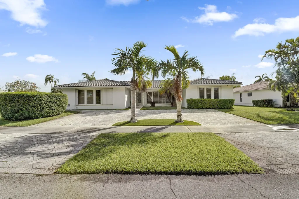 3681 N 54th Avenue Hollywood FL 33021