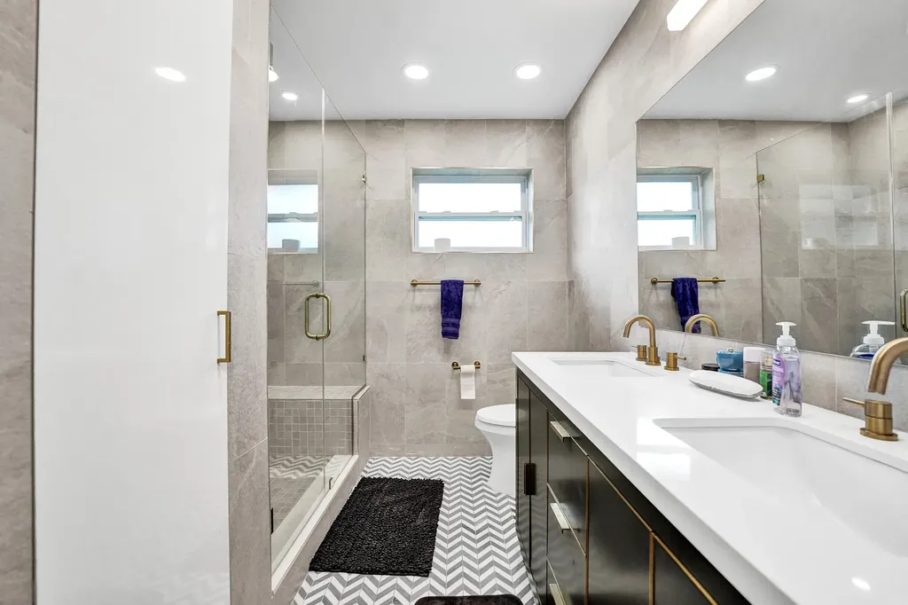 3681 N 54th Avenue Hollywood FL 33021