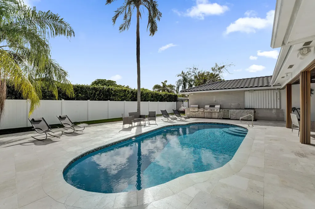 3681 N 54th Avenue Hollywood FL 33021