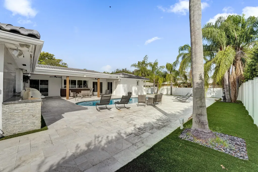 3681 N 54th Avenue Hollywood FL 33021