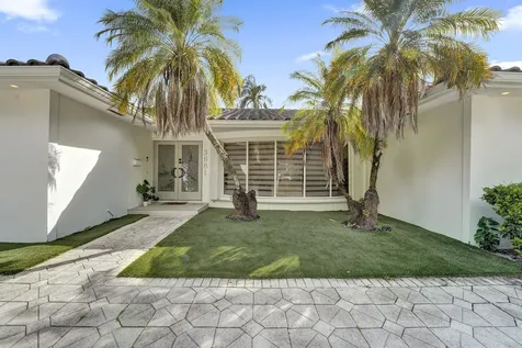 3681 N 54th Avenue Hollywood FL 33021