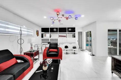 3681 N 54th Avenue Hollywood FL 33021