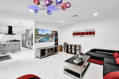 3681 N 54th Avenue Hollywood FL 33021