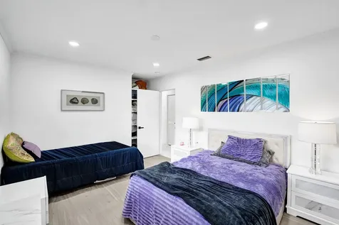 3681 N 54th Avenue Hollywood FL 33021