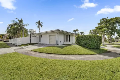 3681 N 54th Avenue Hollywood FL 33021