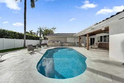 3681 N 54th Avenue Hollywood FL 33021
