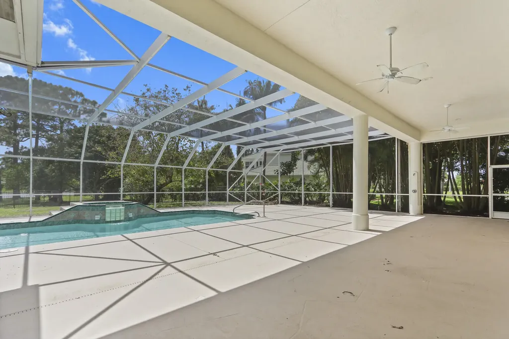 8280 Woodsmuir Drive Palm Beach Gardens FL 33412