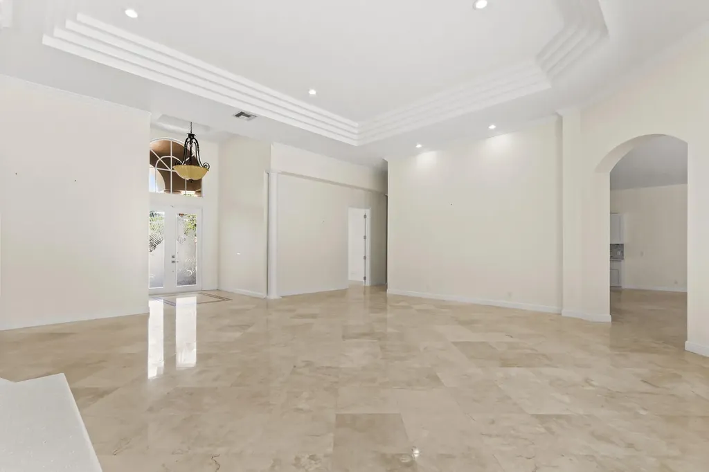 8280 Woodsmuir Drive Palm Beach Gardens FL 33412