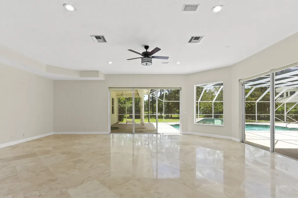 8280 Woodsmuir Drive Palm Beach Gardens FL 33412