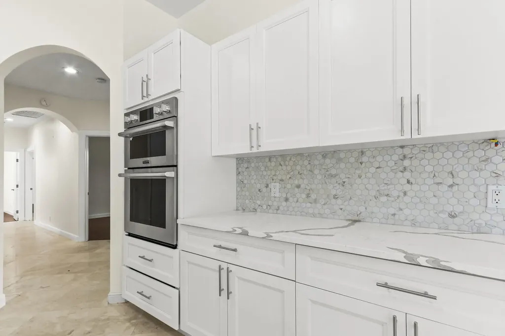 8280 Woodsmuir Drive Palm Beach Gardens FL 33412
