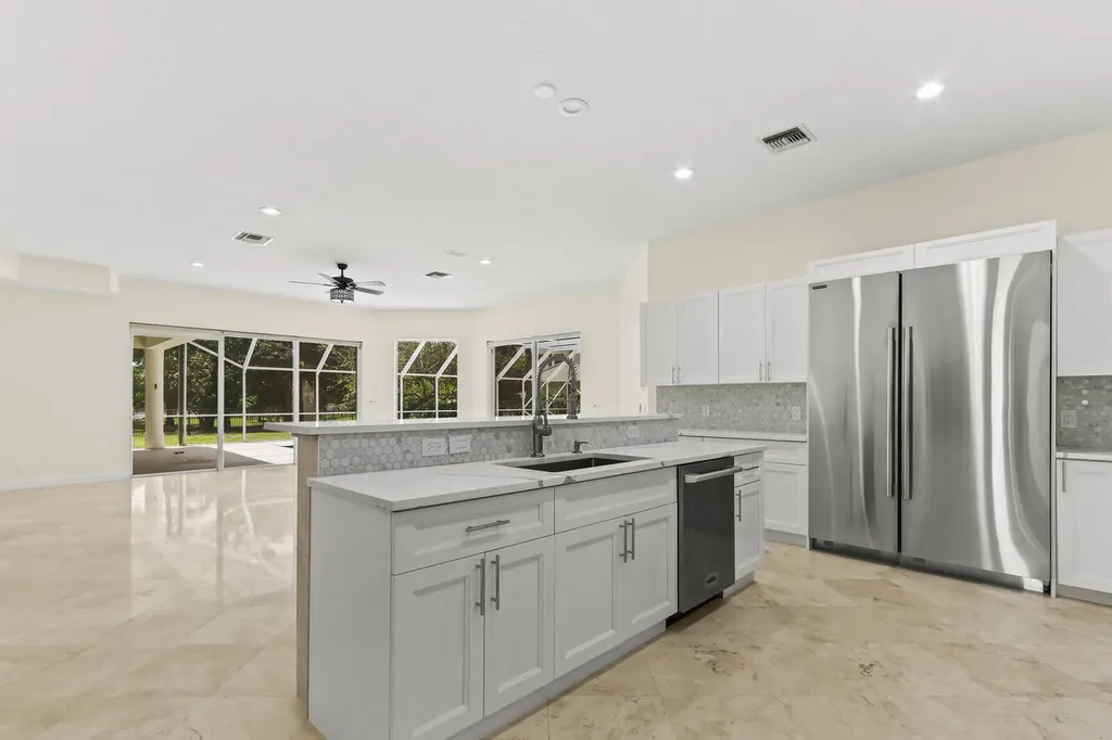 8280 Woodsmuir Drive Palm Beach Gardens FL 33412