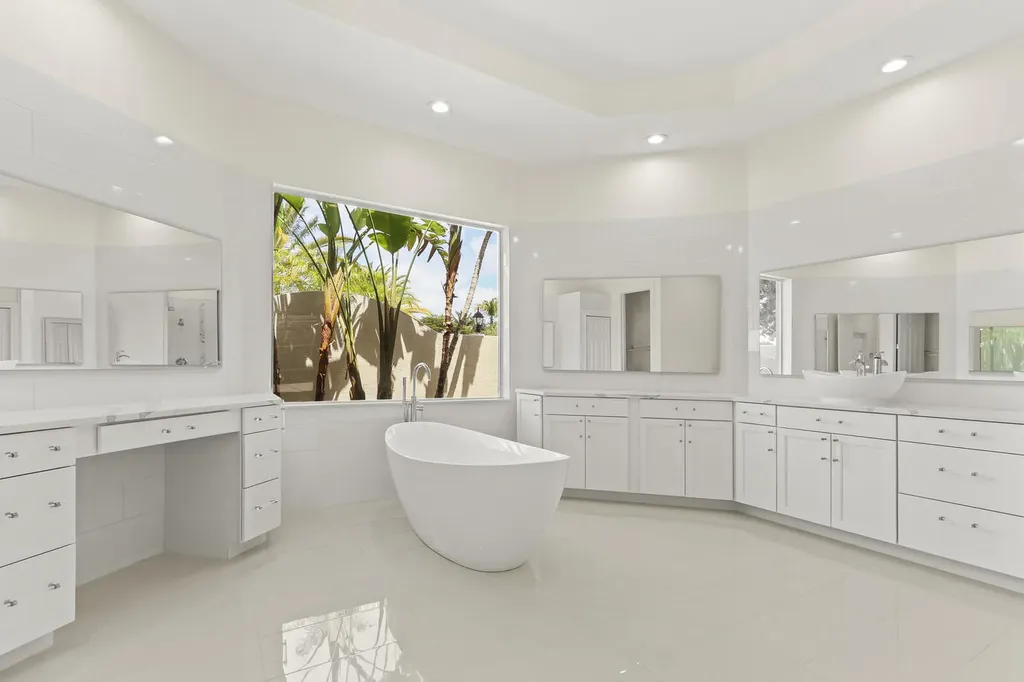 8280 Woodsmuir Drive Palm Beach Gardens FL 33412