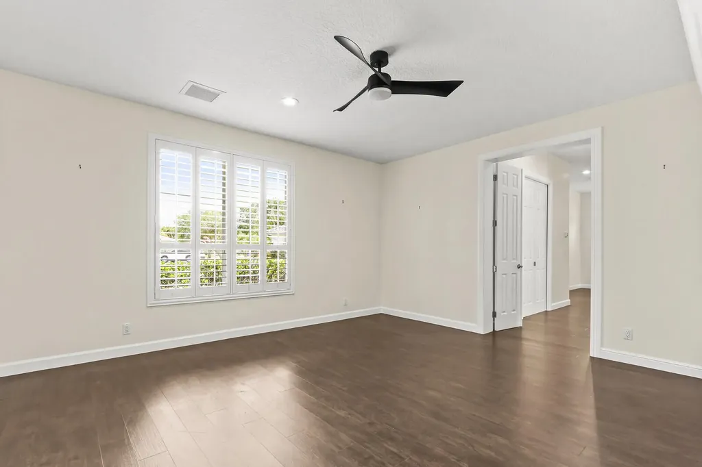 8280 Woodsmuir Drive Palm Beach Gardens FL 33412