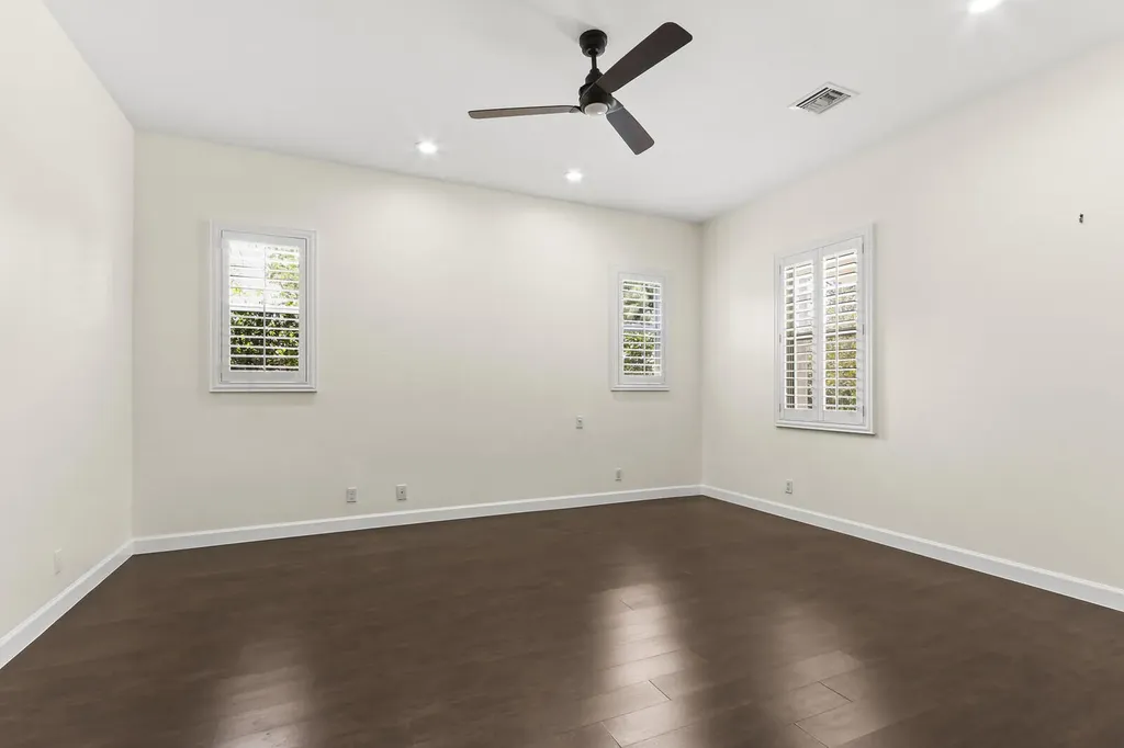 8280 Woodsmuir Drive Palm Beach Gardens FL 33412