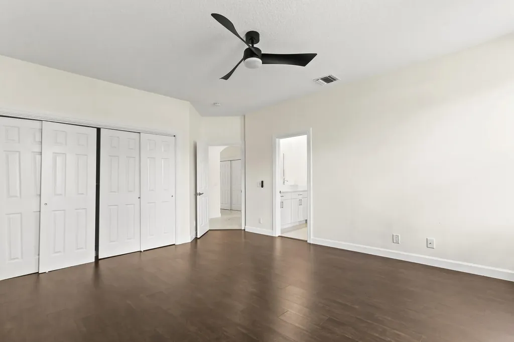 8280 Woodsmuir Drive Palm Beach Gardens FL 33412
