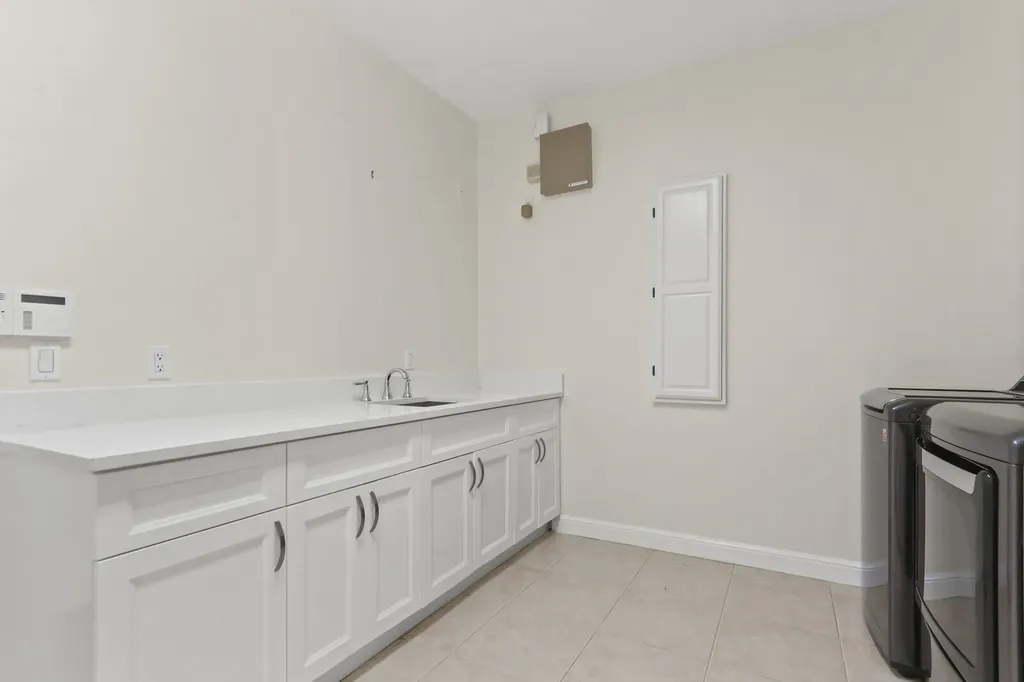 8280 Woodsmuir Drive Palm Beach Gardens FL 33412