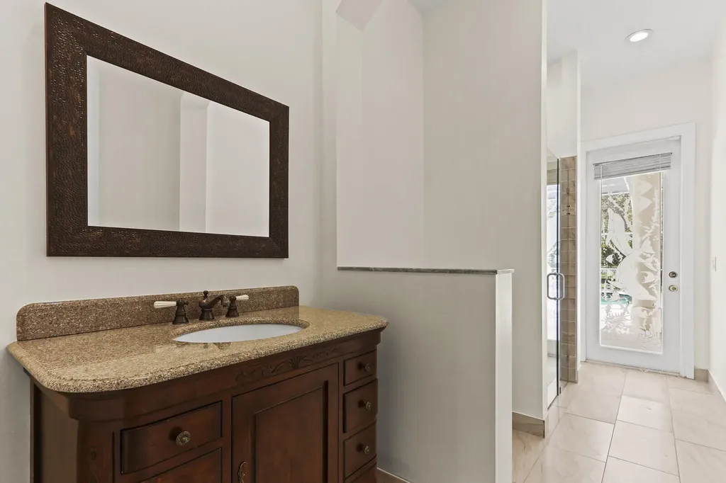 8280 Woodsmuir Drive Palm Beach Gardens FL 33412