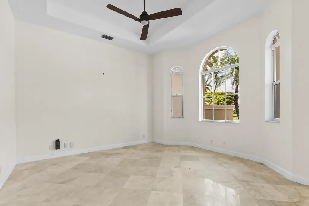 8280 Woodsmuir Drive Palm Beach Gardens FL 33412