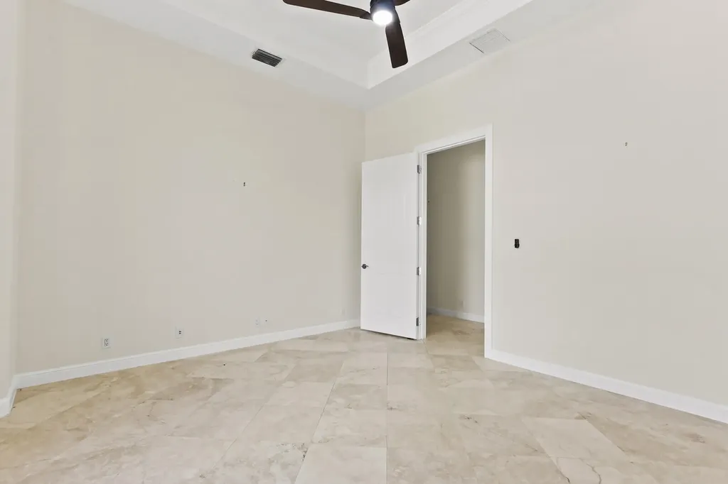 8280 Woodsmuir Drive Palm Beach Gardens FL 33412
