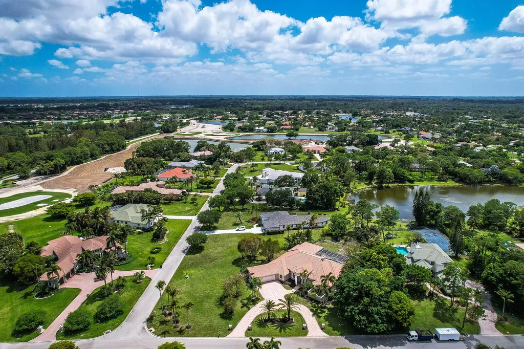 8280 Woodsmuir Drive Palm Beach Gardens FL 33412