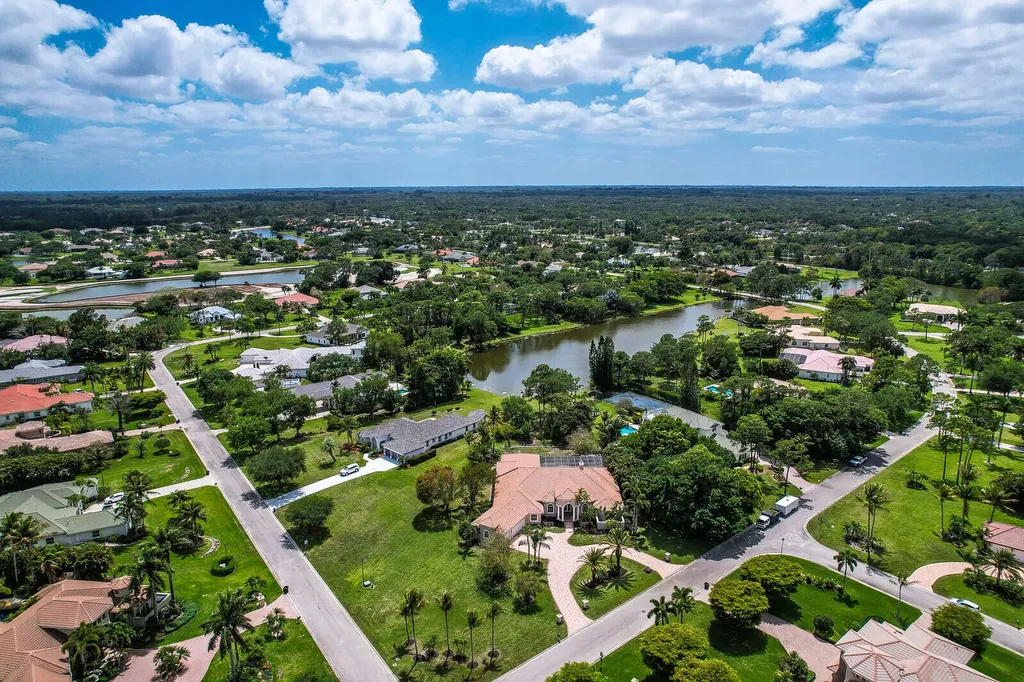 8280 Woodsmuir Drive Palm Beach Gardens FL 33412