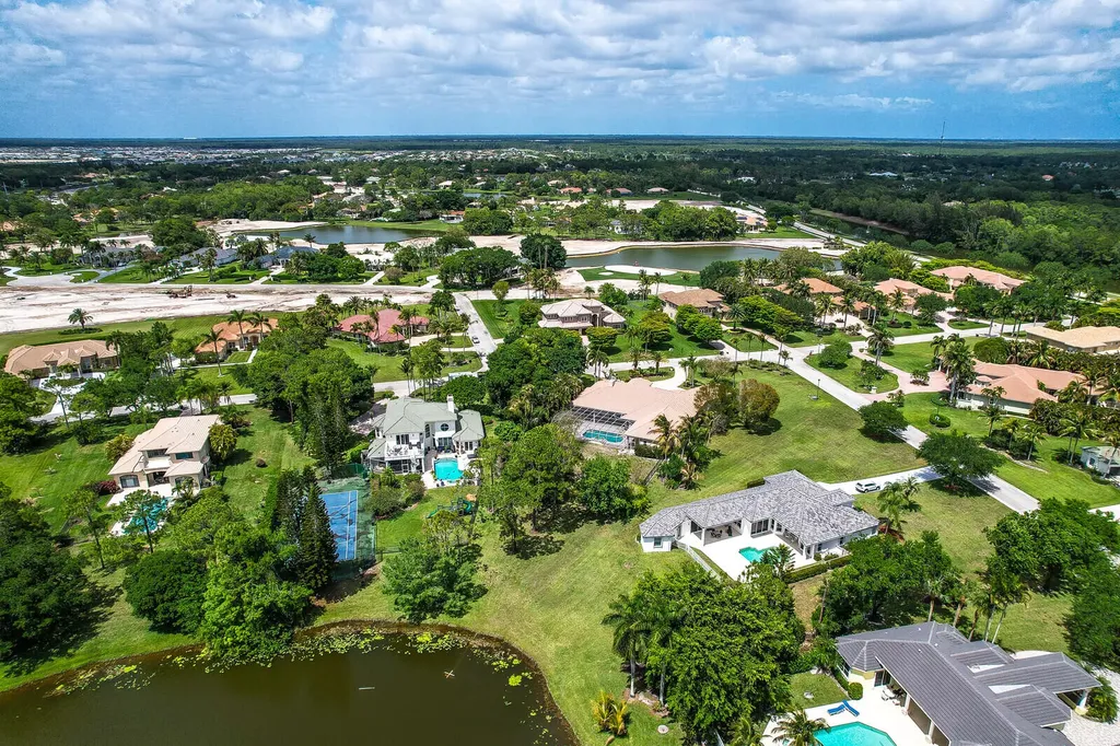 8280 Woodsmuir Drive Palm Beach Gardens FL 33412
