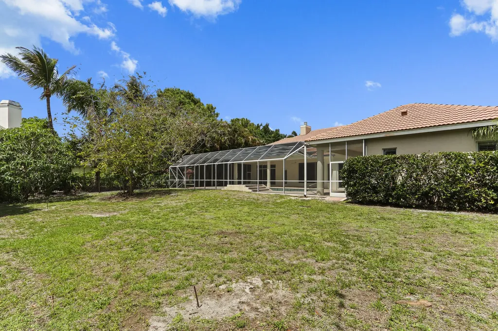 8280 Woodsmuir Drive Palm Beach Gardens FL 33412