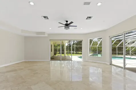 8280 Woodsmuir Drive Palm Beach Gardens FL 33412