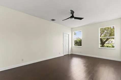 8280 Woodsmuir Drive Palm Beach Gardens FL 33412
