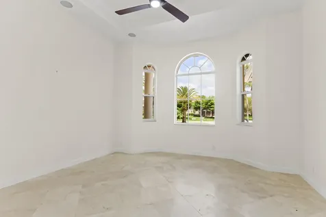 8280 Woodsmuir Drive Palm Beach Gardens FL 33412