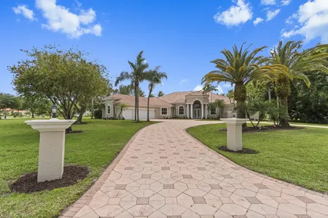 8280 Woodsmuir Drive Palm Beach Gardens FL 33412