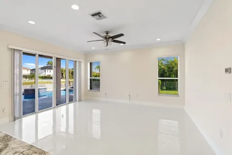 5422 SW 185th Terrace Miramar FL 33029
