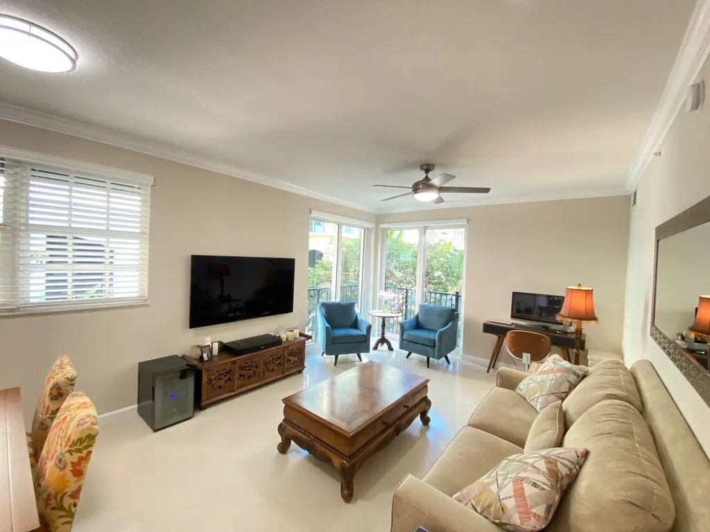 225 NE 1st Street Delray Beach FL 33444