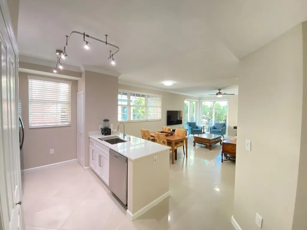 225 NE 1st Street Delray Beach FL 33444