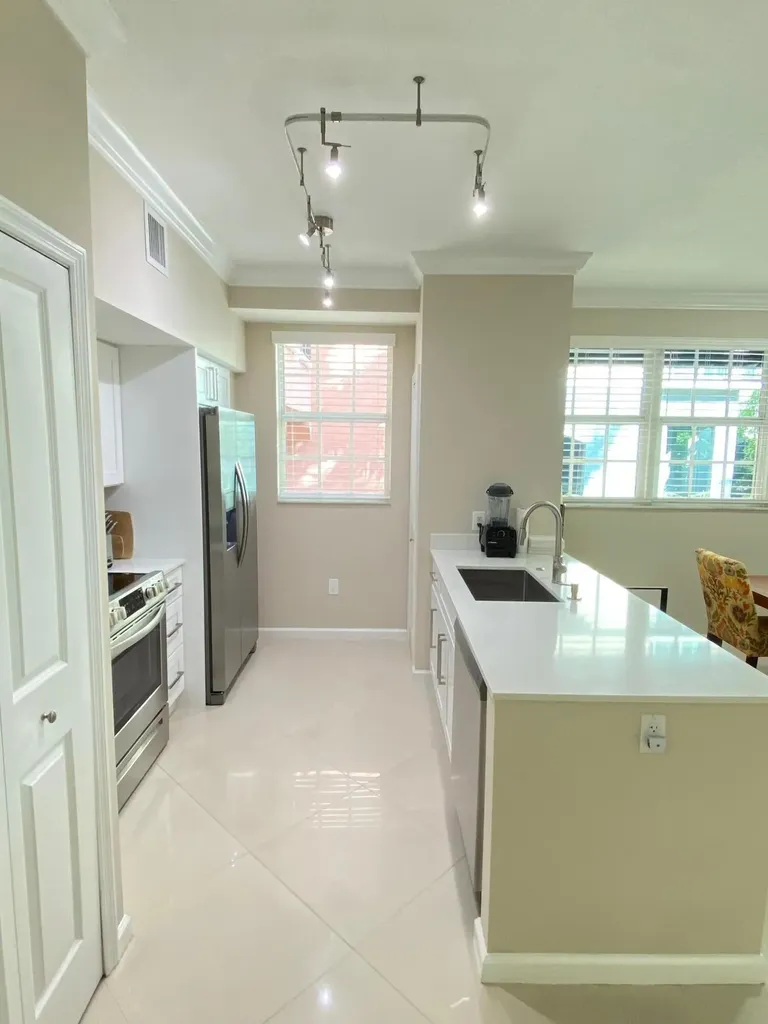 225 NE 1st Street Delray Beach FL 33444
