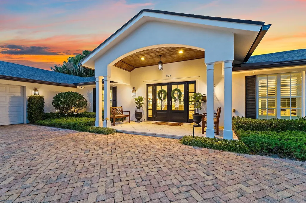 824 Country Club Drive North Palm Beach FL 33408
