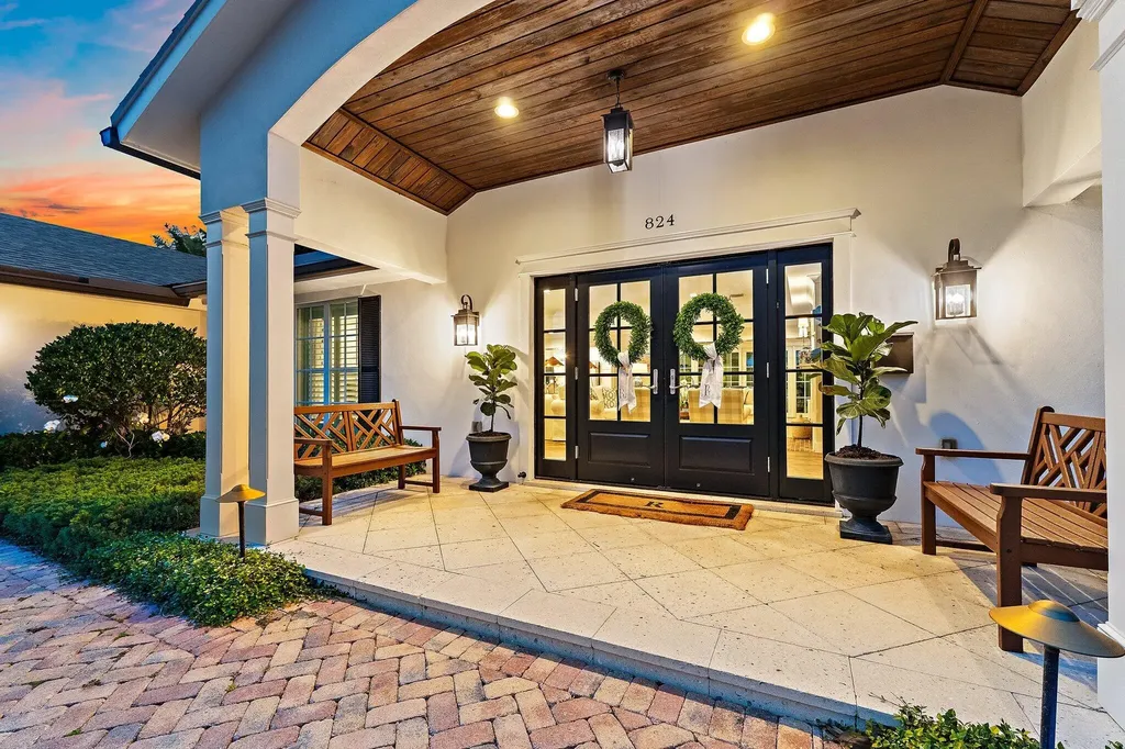 824 Country Club Drive North Palm Beach FL 33408