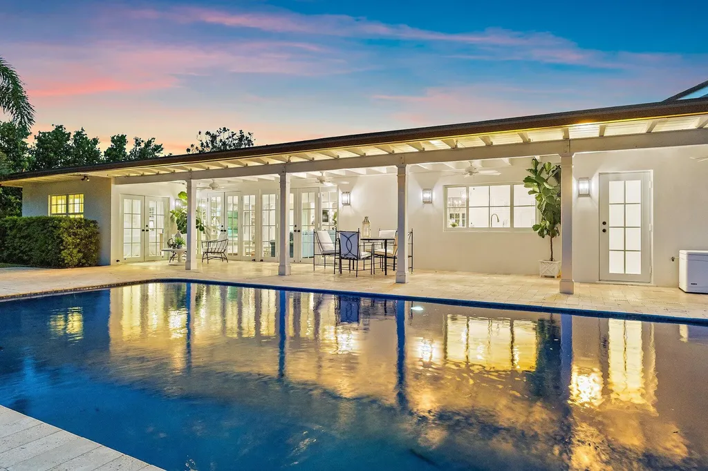824 Country Club Drive North Palm Beach FL 33408