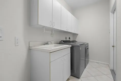 7835 NW 78th Avenue Tamarac FL 33321