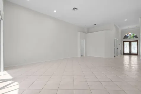 7835 NW 78th Avenue Tamarac FL 33321