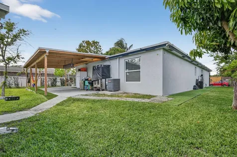 1691 W 26th Court Riviera Beach FL 33404